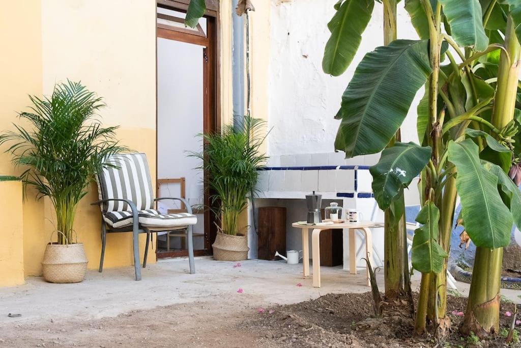 4 - Acogedora Habitacion Junto A Ruzafa Con Bano Privado Y Aire Acondicionado Valencia Buitenkant foto