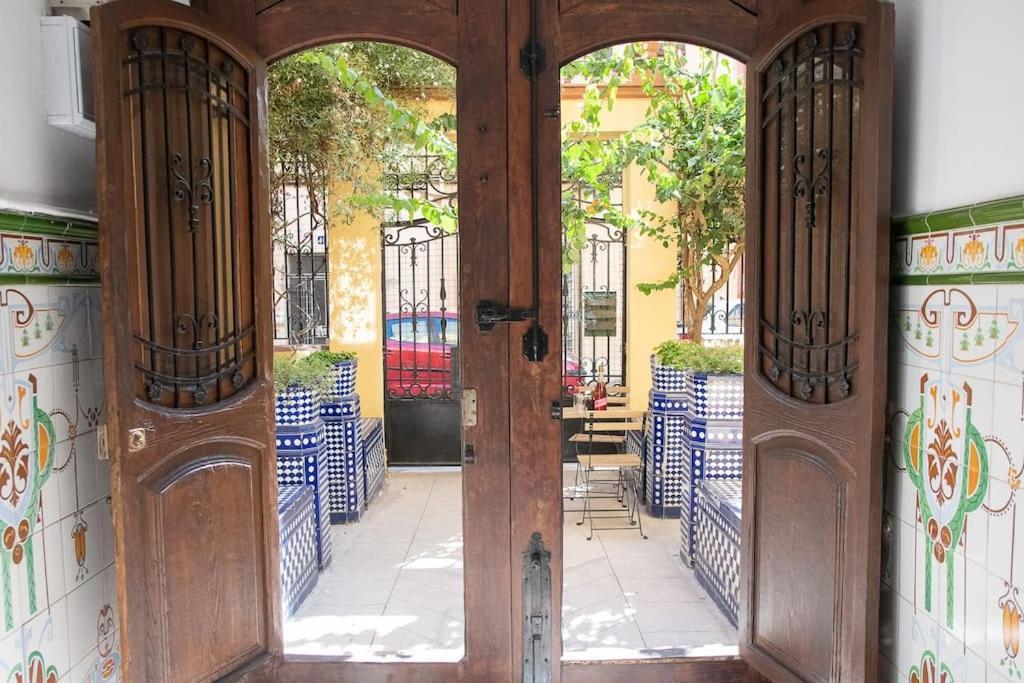 4 - Acogedora Habitacion Junto A Ruzafa Con Bano Privado Y Aire Acondicionado Valencia Buitenkant foto